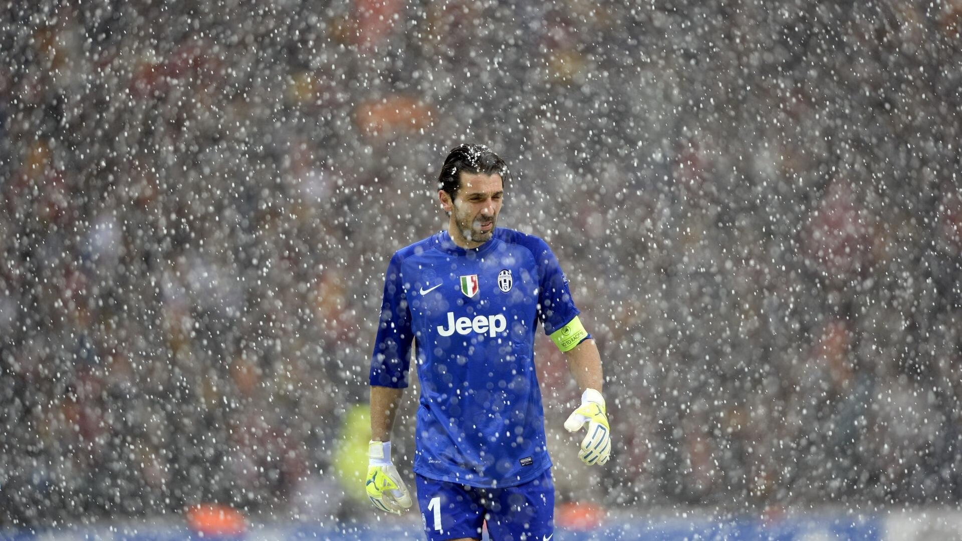 中国女排力克强敌巴西队，挺进世界联赛四强