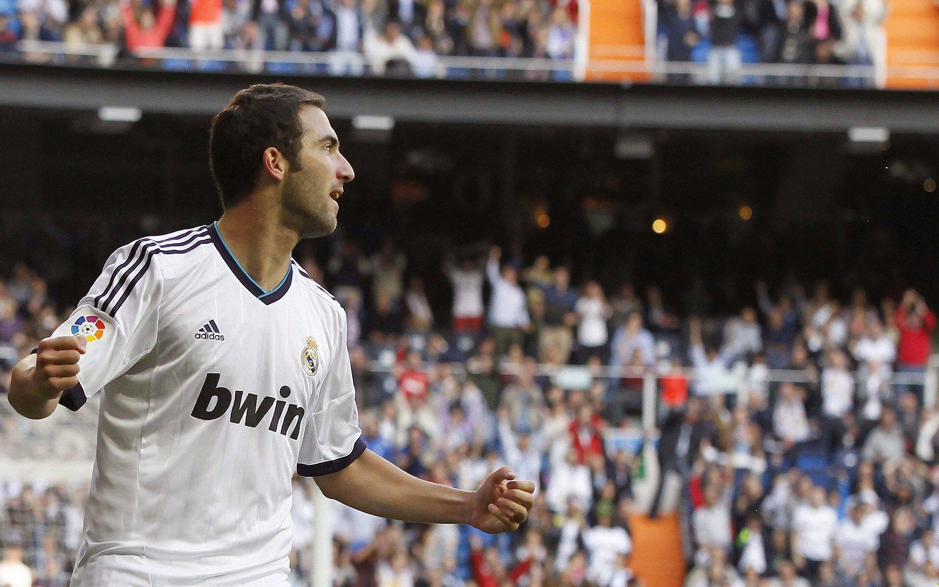 世锦赛巅峰对决，新星崛起与传奇卫冕