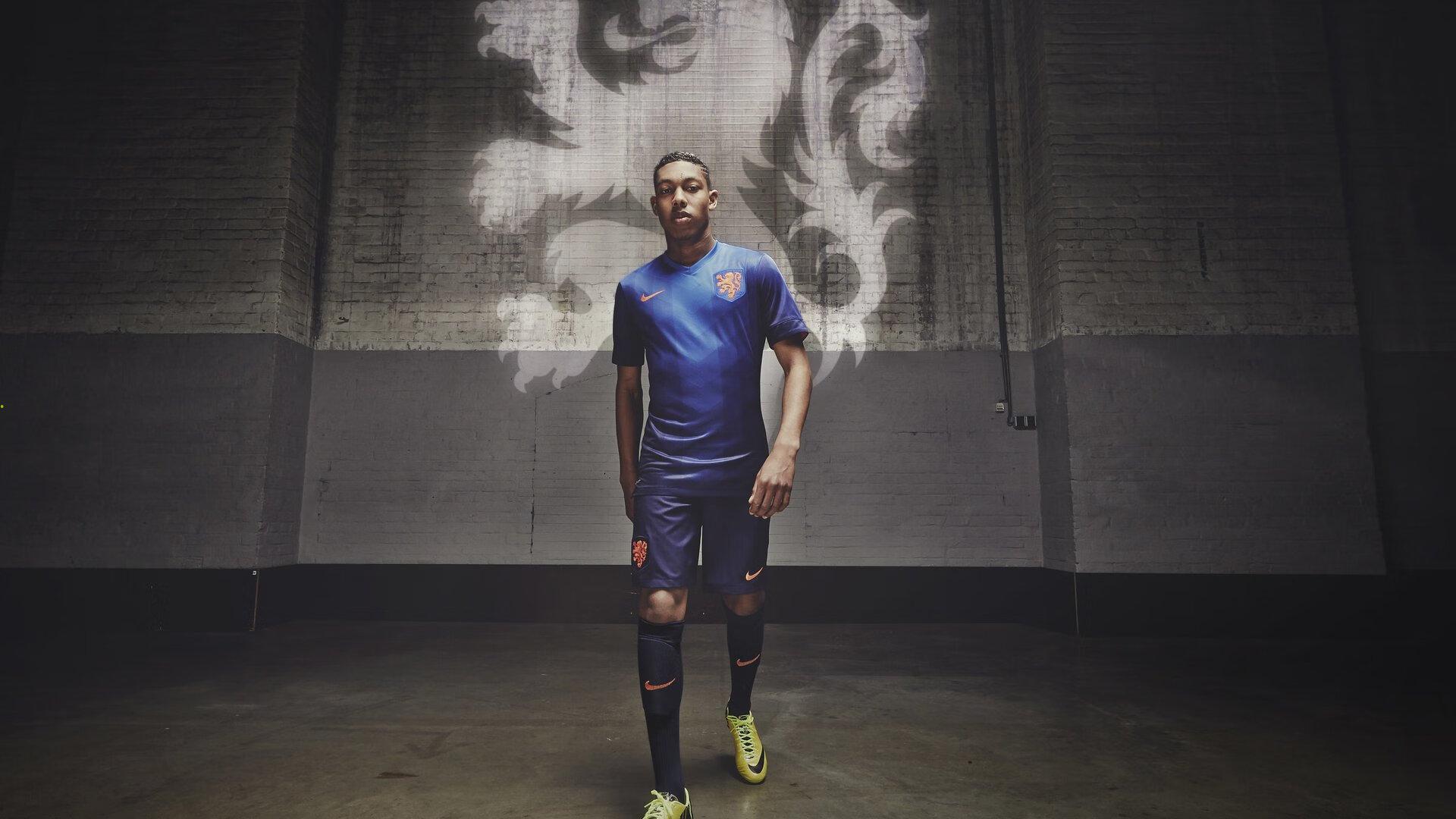 NBA总决赛激战正酣 勇士队逆转取胜扳平大比分