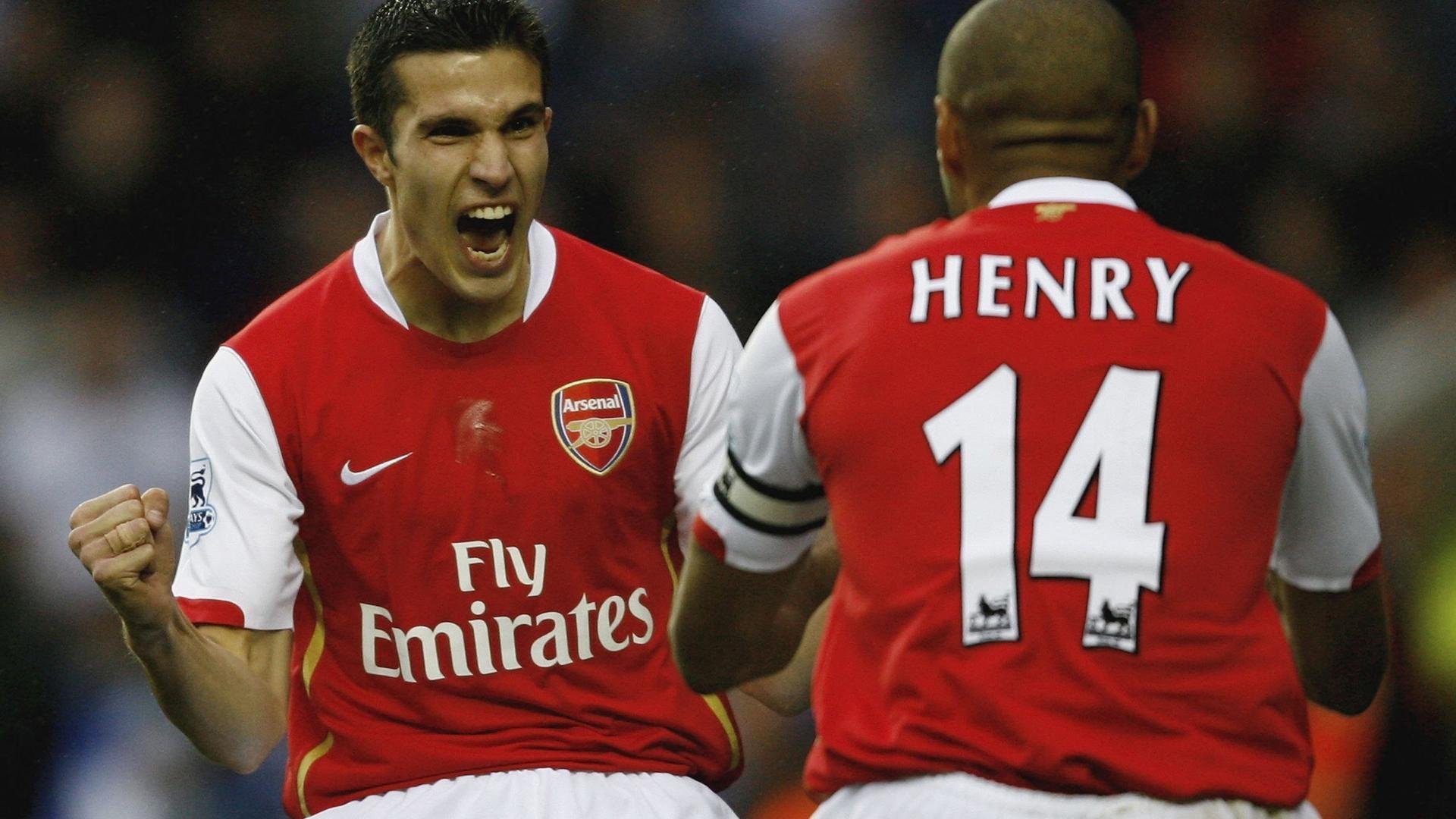 姆巴佩独造三球献世界波绝杀,巴黎圣日耳曼主场大捷领跑积分榜