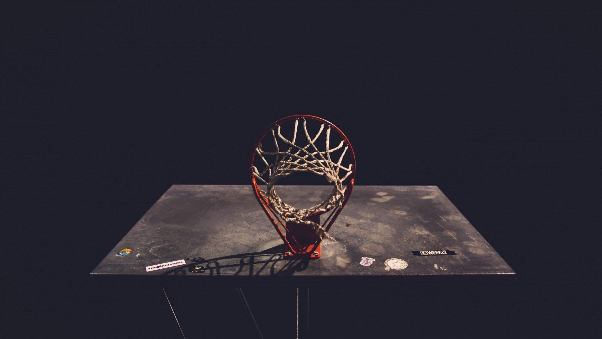 仙路尽头谁为峰?保罗数据滑落引深思,传奇控卫的黄昏与传承