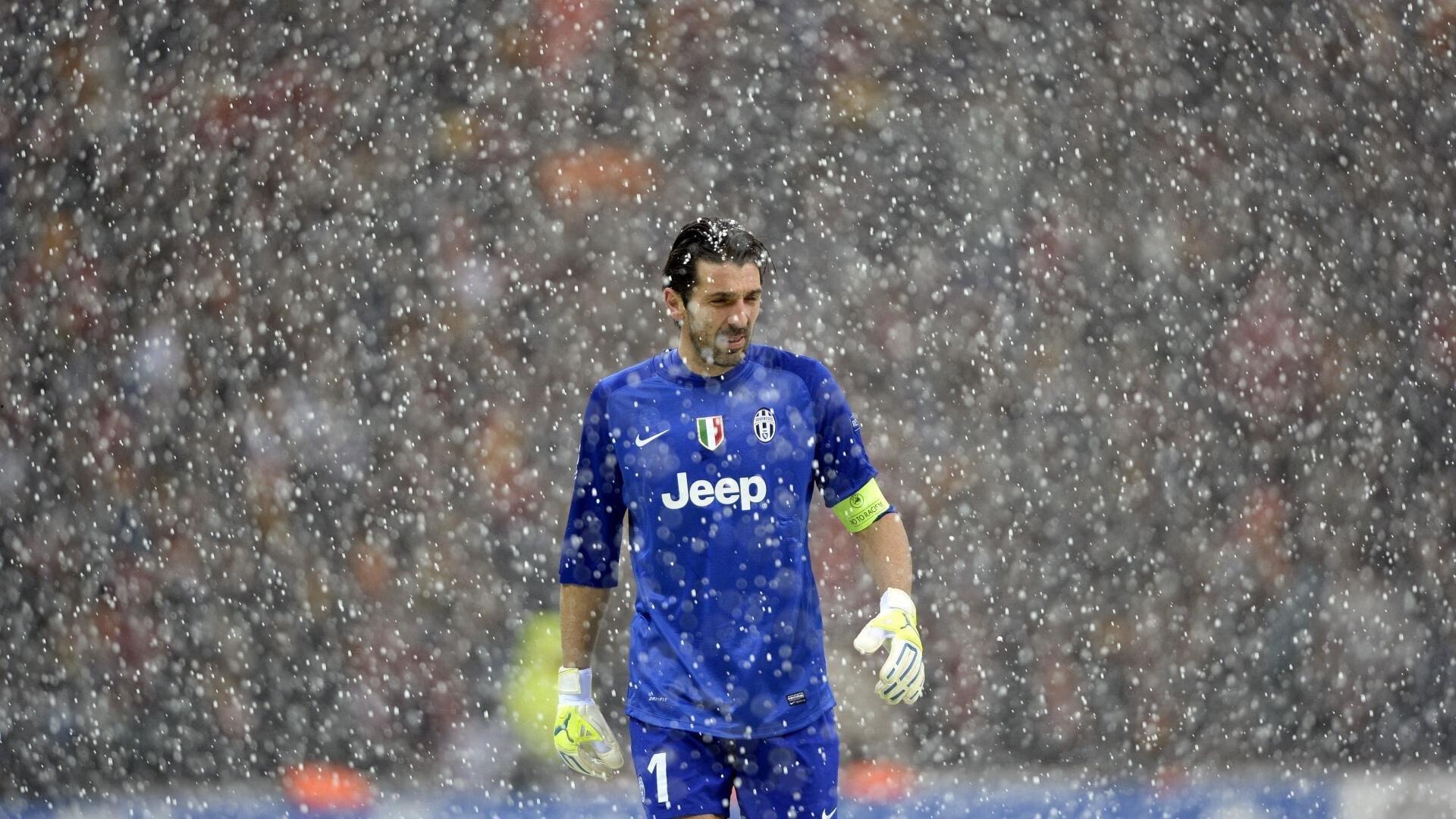 手感寒冰!吉迪半场5投仅1中,雷霆进攻端陷僵局